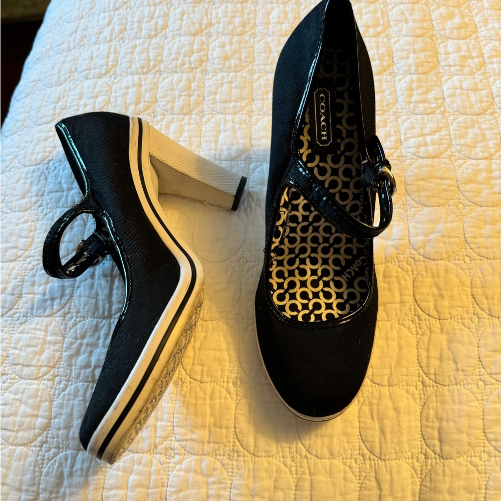 Black and white Coach Maryjane Heels 9.5 Retro